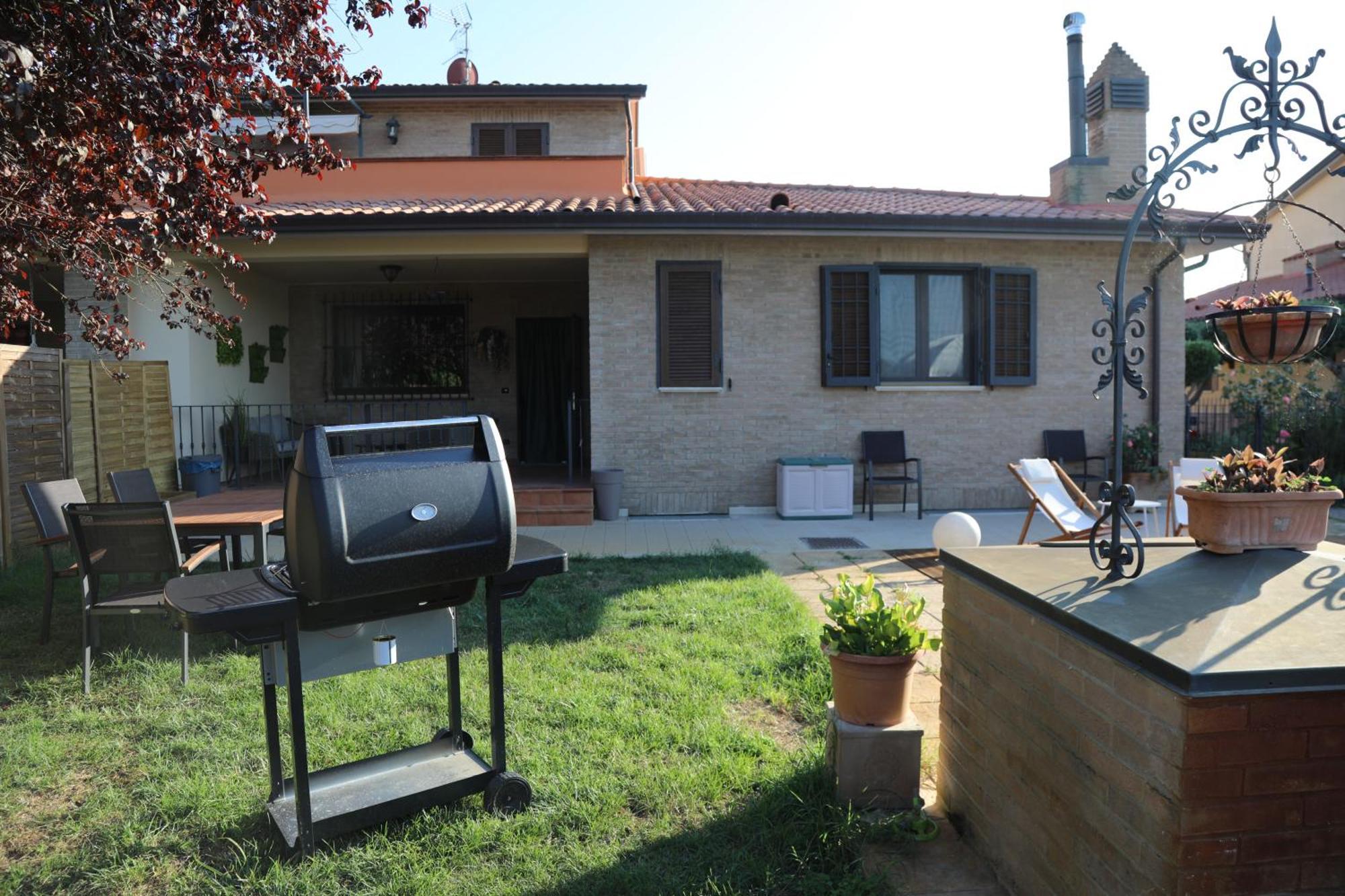 Villa Patty Assisi Con Spa Dış mekan fotoğraf